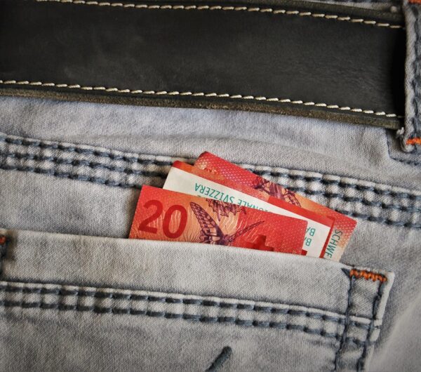 pasja1000-jeans-5615343_1280